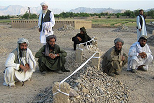 US plays down Farah raid death toll